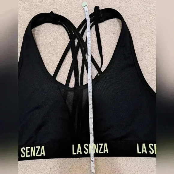La Senza Black Sports Bra Mesh Criss Cross  Straps Size Small/Medium - Picture 11 of 13